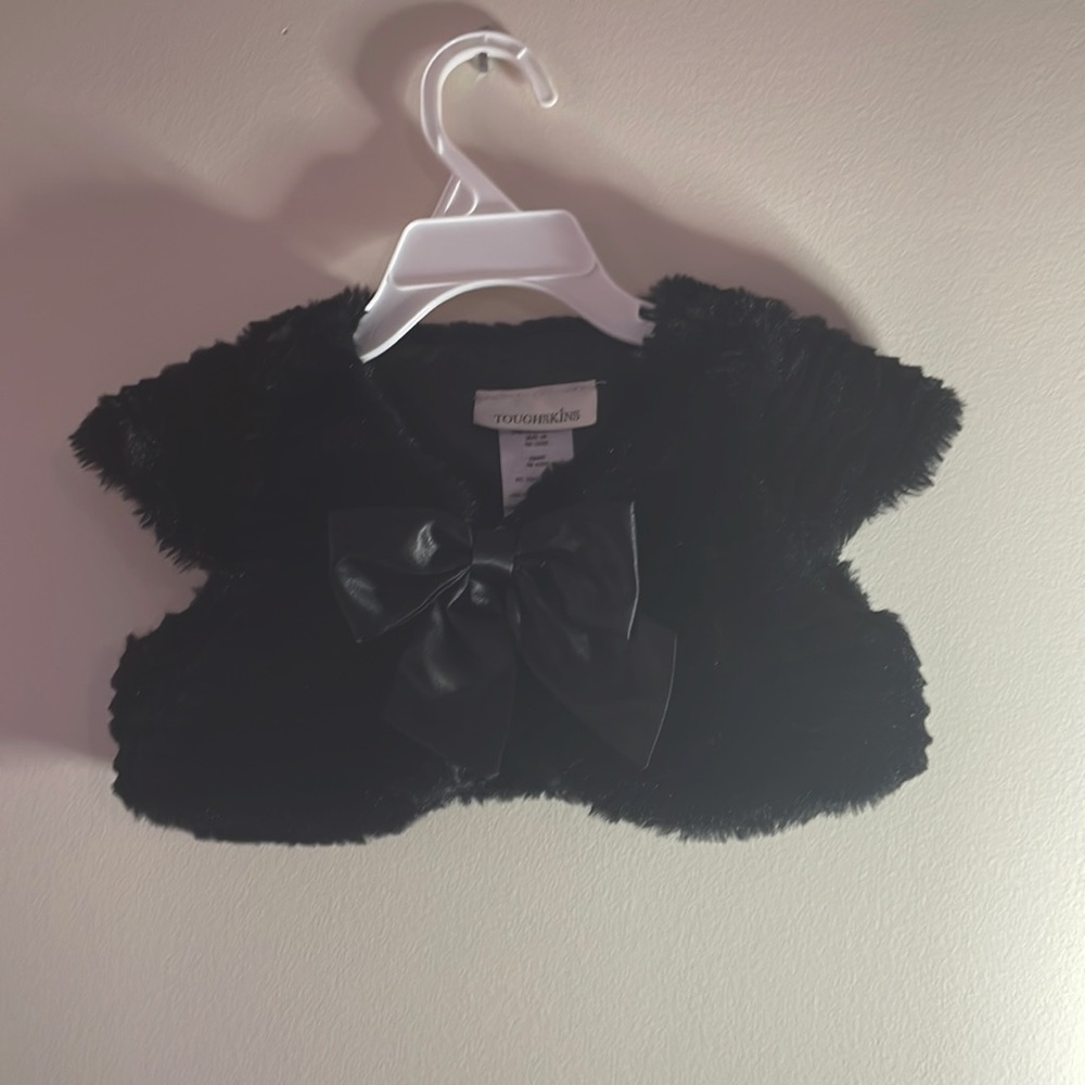 TOUGHSKINS Bolero Color: Black Size: S/C (4)